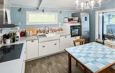 Cuisine ou kitchenette dans l'établissement Gîte Le Maliverney
