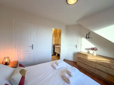 Un ou plusieurs lits dans un hébergement de l'établissement La Marée - Vue mer & port - T3 tout confort
