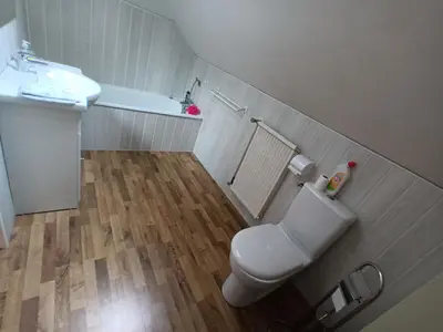 Salle de bains dans l'établissement Plage en vue