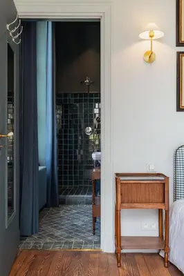Un ou plusieurs lits dans un hébergement de l'établissement Domaine de l'Ormeau - Luxury Estate with Indoor Pool and Spa in Falaise, Normandy - Steps from William the Conqueror's Castle