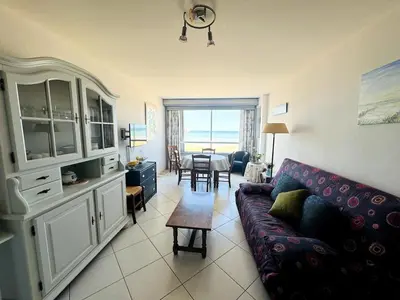Cuisine ou kitchenette dans l'établissement Appartement face à la mer, les pieds dans l'eau