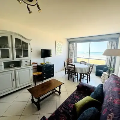 Appartement face à la mer