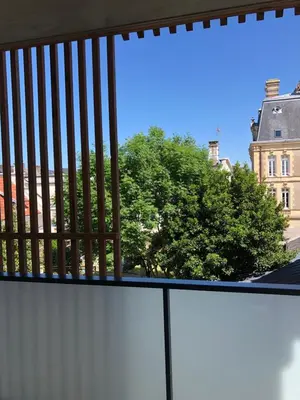 Balcon ou terrasse dans l'établissement Appartement Aloha, en plein cœur de Barneville