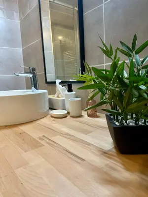 Salle de bains dans l'établissement Le cocon marin
