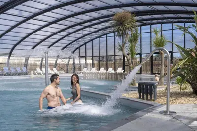 Piscine de l'établissement Chalet Albatre 4p 2Bdrms AirCon ou située à proximité