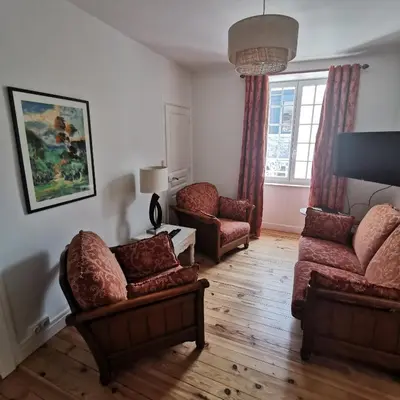 Coin salon dans l'établissement Au Coeur du Cotentin