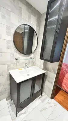 Salle de bains dans l'établissement Suite privative moderne proche gare de Cherbourg
