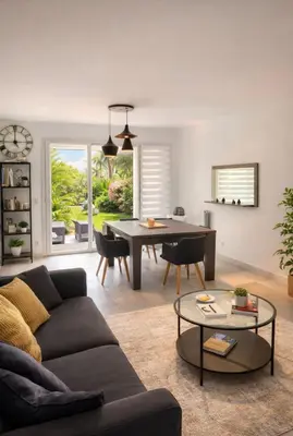 Coin salon dans l'établissement Villa moderne 5 minutes de la plage