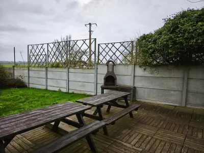 Plan de l'établissement Ecume maison spacieuse lumineuse 1km de la plage vue mer plage d'Asnelles, en plein coeur des plages du débarquement, 2 sdb, 2 WC, parking privatif, terrasse, jardin, table de ping pong aux beaux jours, près de Bayeux