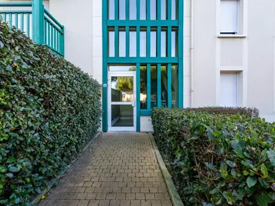 Jardin de l'établissement Apartment Les Goélands-30 by Interhome