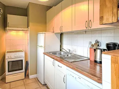 Cuisine ou kitchenette dans l'établissement Apartment Gîte La Cormorandière by Interhome