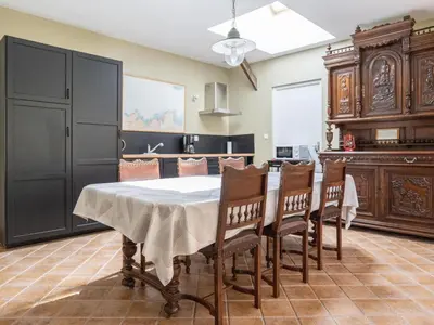 Cuisine ou kitchenette dans l'établissement Apartment Gite Rogonde by Interhome