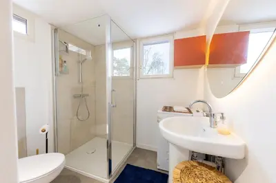 Salle de bains dans l'établissement Cyrano & Roxane - 1 km de la plage