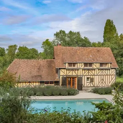 Maison de charme authentique avec piscine privée proche de Cabourg