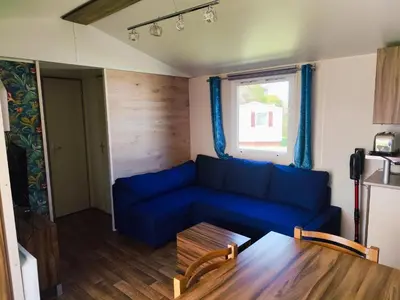 Cuisine ou kitchenette dans l'établissement Bungalow 3 chambres à La Haye