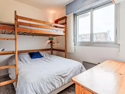 Un ou plusieurs lits dans un hébergement de l'établissement Apartment Les Normandières-25 by Interhome