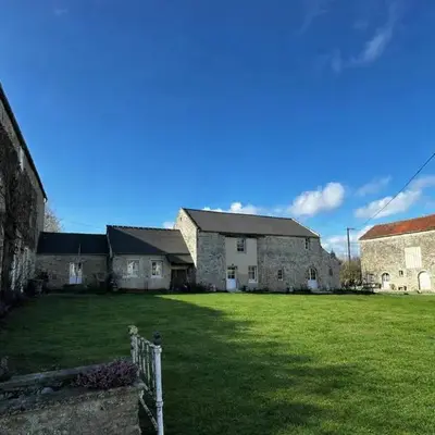 Omaha Secret Normandy Cottages