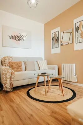 Coin salon dans l'établissement Kadéraf