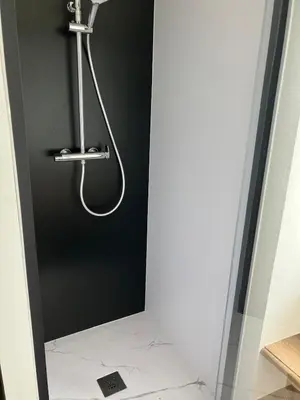 Salle de bains dans l'établissement Gite au coeur de la Baie du Mont Saint-Michel