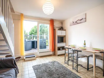Coin salon dans l'établissement Apartment Les christophines-3 by Interhome
