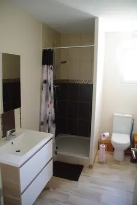 Salle de bains dans l'établissement La Grimodière