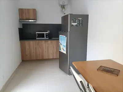 Cuisine ou kitchenette dans l'établissement La Grimodière