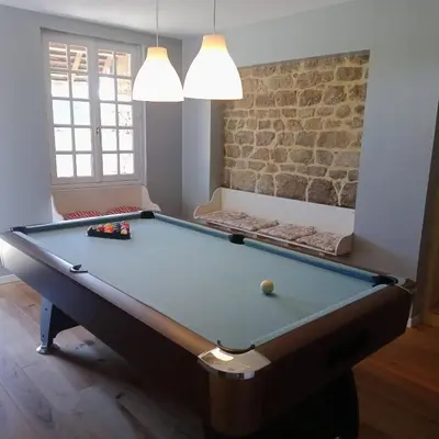 Billard dans l'établissement L'Insiniere Gite