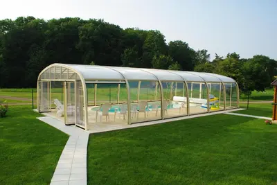 Piscine de l'établissement La Grimodière Gîte ou située à proximité