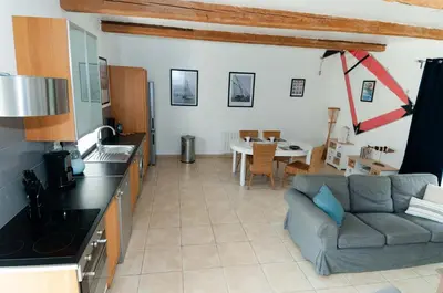 Cuisine ou kitchenette dans l'établissement Gite Ferme d'Ervée de Saint-Roch