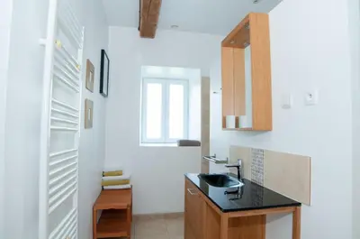 Cuisine ou kitchenette dans l'établissement Gite Ferme d'Ervée de Saint-Roch