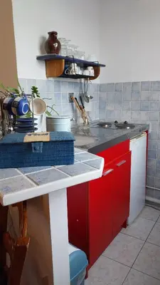 Cuisine ou kitchenette dans l'établissement Studio De La Mer