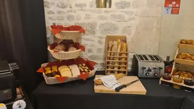 Nourriture dans l'hôtel ou à proximité