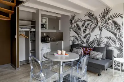 Cuisine ou kitchenette dans l'établissement Smartappart Caen Grusse