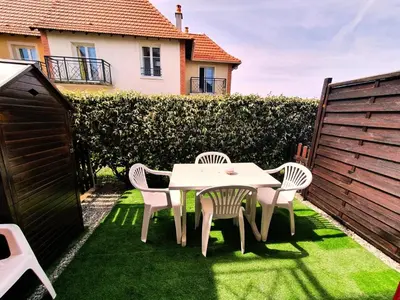 Jardin de l'établissement Residence Port Guillaume - maeva Home