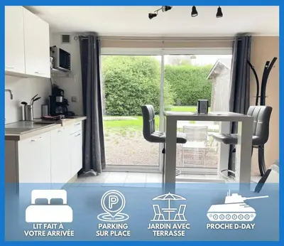 Cuisine ou kitchenette dans l'établissement Normandie Cosy Apt rdc indépendant bien équipé dans maison confortable terrasse grand jardin clos sans vis à vis parking privatif entre Caen et Bayeux, proche plages du débarquement
