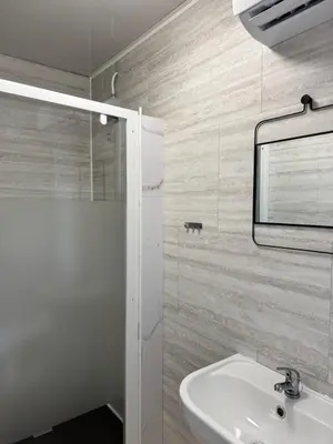 Salle de bains dans l'établissement Camping De Collignon