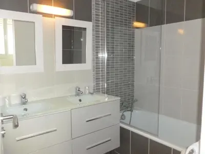 Salle de bains dans l'établissement Hotel Jersey