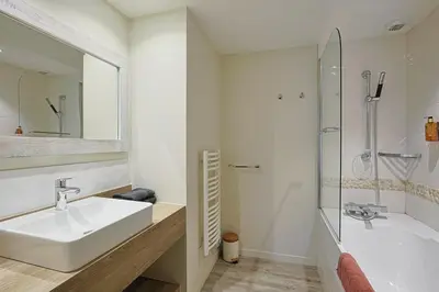 Salle de bains dans l'établissement Manoir'Hastings