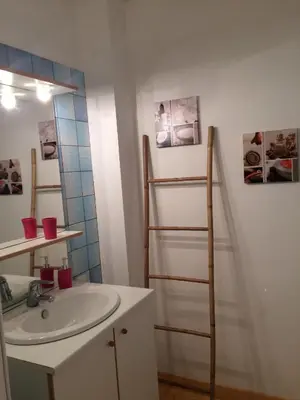 Salle de bains dans l'établissement Entre Terre et Mer