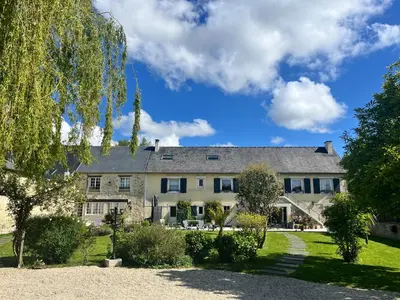 Jardin de l'établissement La Naomath - Maison d'hôtes, Hébergement insolite & Gîte