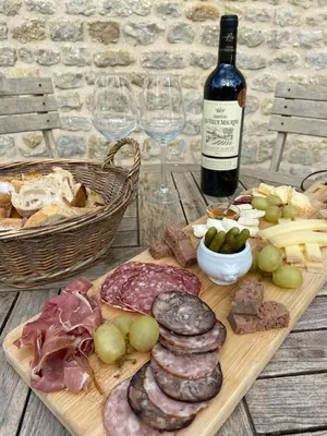 Nourriture dans la maison de vacances ou à proximité