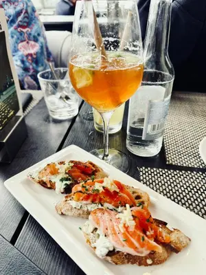 Boissons dans l'établissement Aux 13 Arches-Logis Hôtel Restaurant