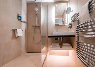 Salle de bains dans l'établissement Thalazur Ouistreham - Hôtel & Spa