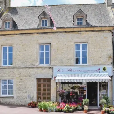 Pet Friendly Home In Sainte-Mère-Eglise
