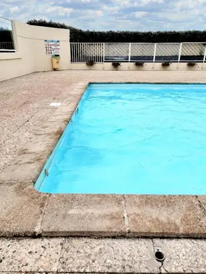 Piscine de l'établissement Appartement charmant à Cabourg avec piscine partagée (24 m²) ou située à proximité