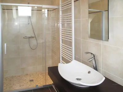 Salle de bains dans l'établissement Holiday Home La Pailloussette by Interhome
