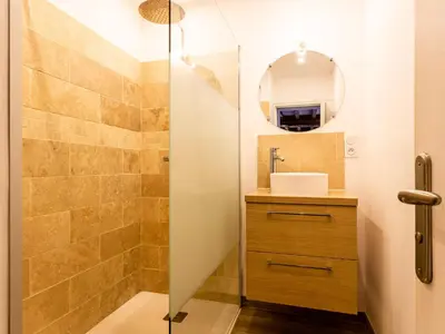Salle de bains dans l'établissement Holiday Home Le Clos Renard by Interhome