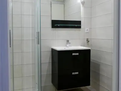 Salle de bains dans l'établissement Appart'hôtel Chambrappart