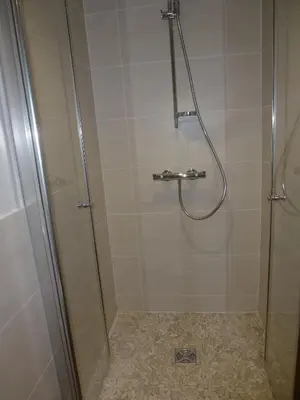 Salle de bains dans l'établissement Le Petit Clos