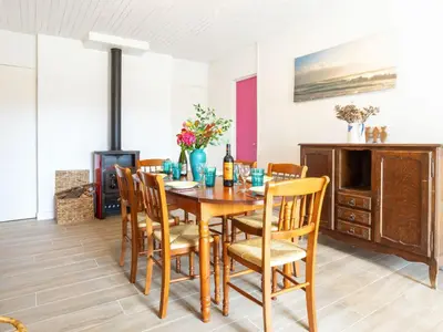 Coin salon dans l'établissement Holiday Home Les mielles by Interhome